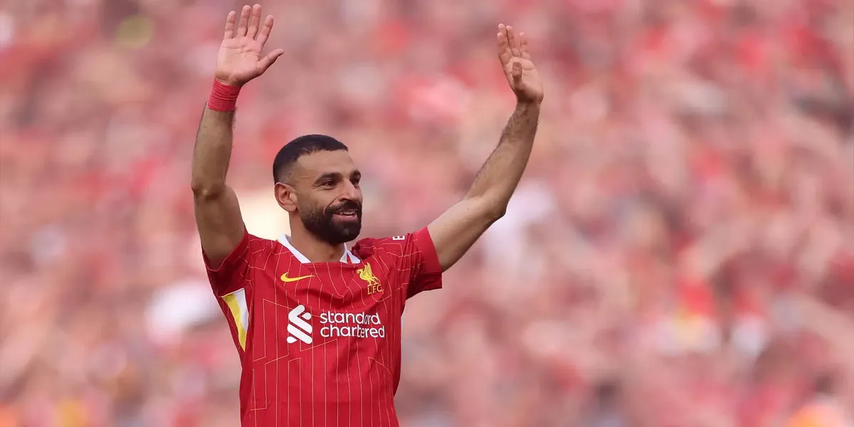 Mohamed-Salah-Dinobatkan-Sebagai-Pemain-Terbaik-Tahun-Ini-Oleh-FWA