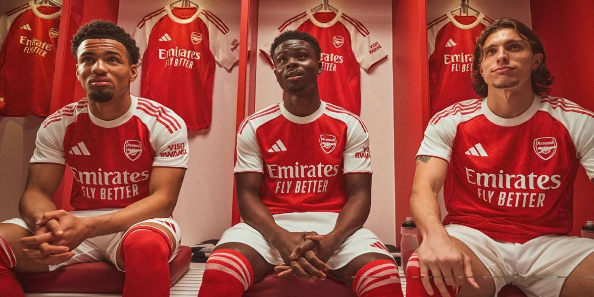 Seragam-Baru-Arsenal-2025-26-akan-Membuat-Hati-Para-Penggemar-Berdebar-Kencang