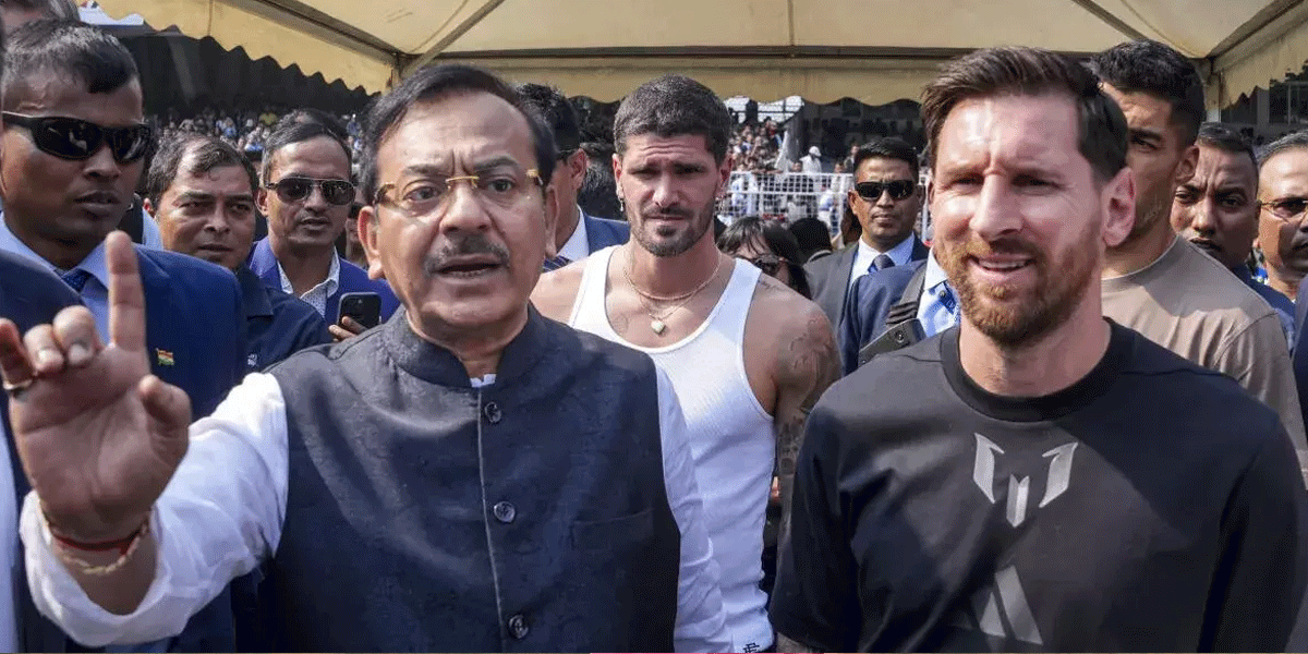 Messi Terima Hadiah Super Langka Usai Kekacauan Tur India