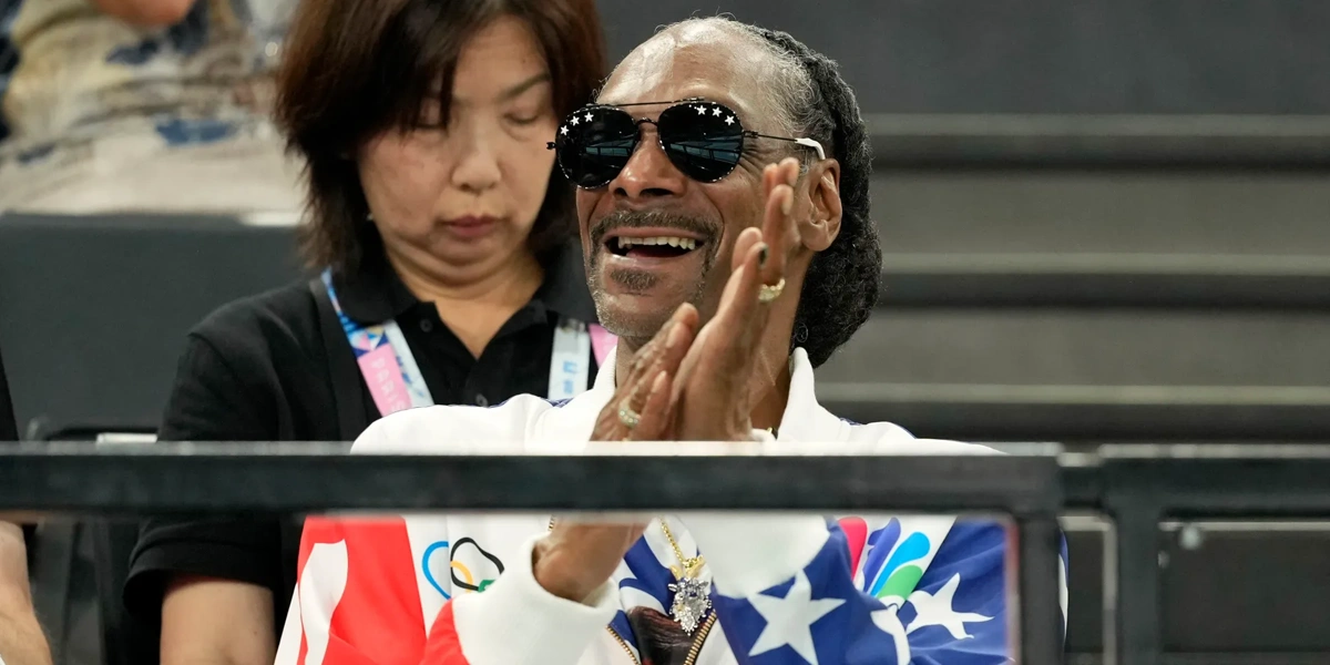 Snoop Dogg Kunjungi Swansea, Siap Saksikan Pertandingan Perdana