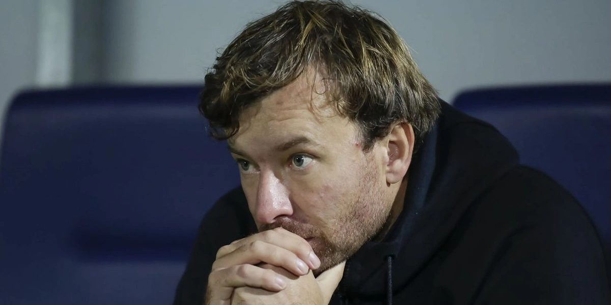 Larangan Seumur Hidup Diperjuangkan untuk Pelatih Pelecehan Seksual